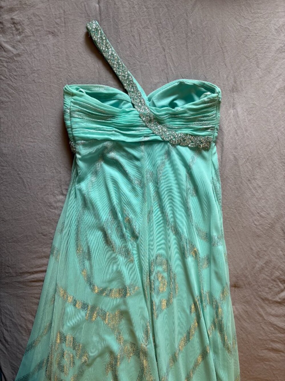 Cache One-Shoulder Prom Dress (Size 2) - Picture 5 of 7